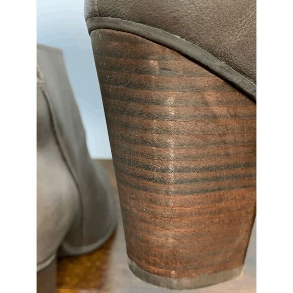 Michael Shannon Womens Side Zip High Heeled Ankle Boots Gray Size 9 - Picture 2 of 15